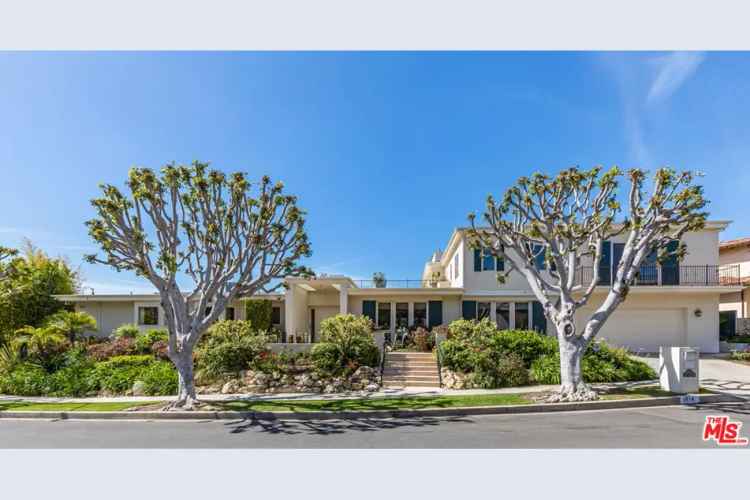Beverly Hills Residence: 6 Beds, 7 Baths, Pool, Rooftop Terrace