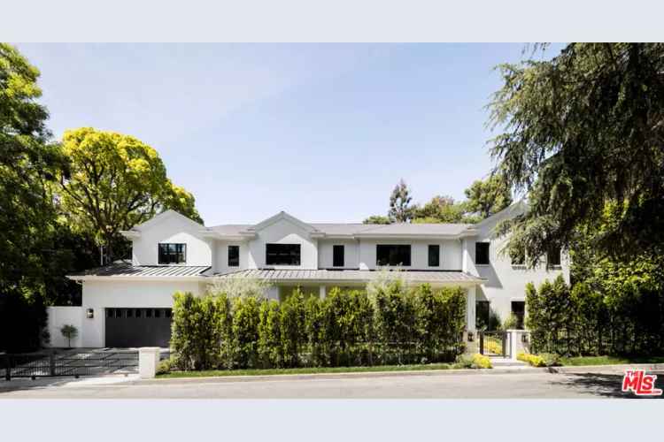 Luxury 90210 Home: Custom FountainHead Estate