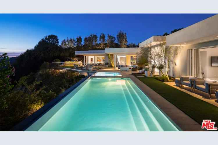 Ocean-View Trousdale Home: 4 Beds, 6 Baths, Infinity Pool