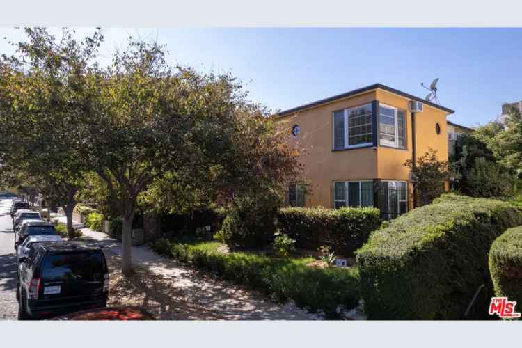 6-Unit Beverly Hills Apartment Building - Excellent Investment Opportunity