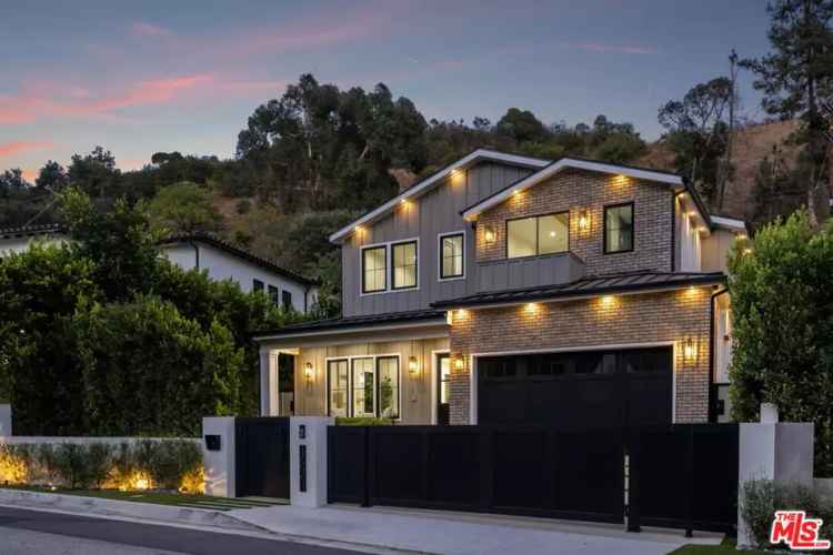 Luxury 6-Bed 8-Bath Home in Lower Beverly Hills