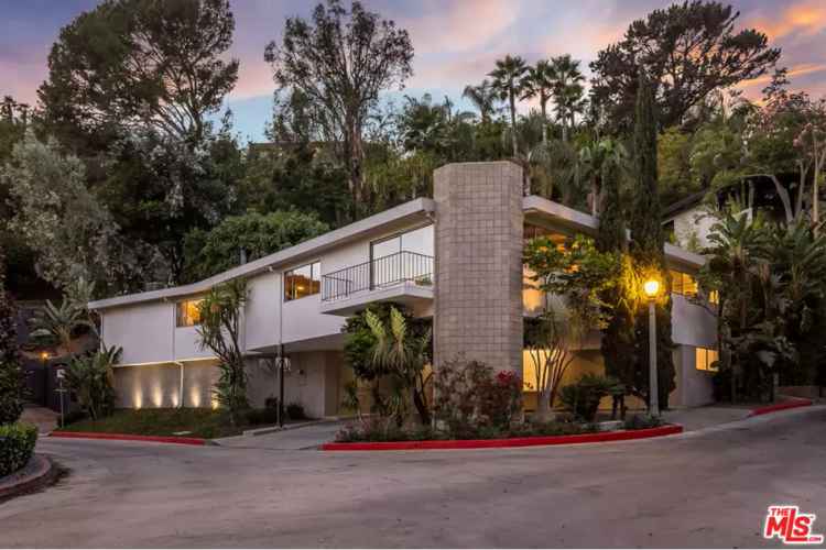 Mid Century Beverly Hills Home 4 Beds 3 Baths Pool