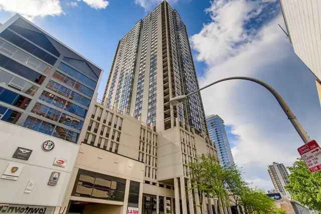 Bright Near North Side 1Bed1Bath - Pool, Gym, Great Investment