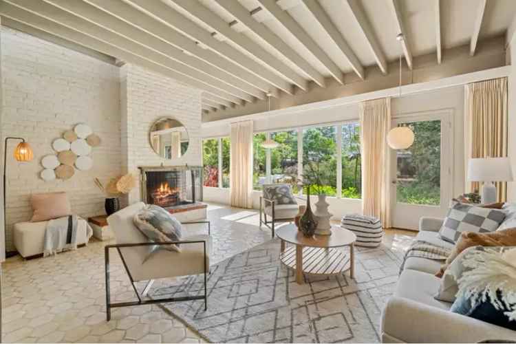Barron Park Family Home Huge Lot Eichler Inspired