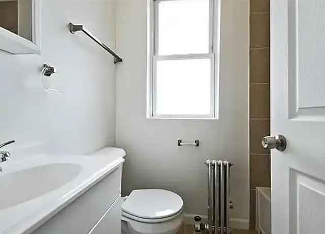 16-Unit Apartment Building with 1-2 Bedroom Units in Auburn Gresham