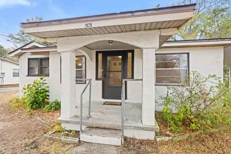 1928 Benton Ave Fixer-Upper Huge Potential