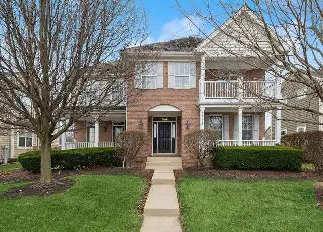 Stunning Remodeled 5 Bed 5 Bath Home in Glenview