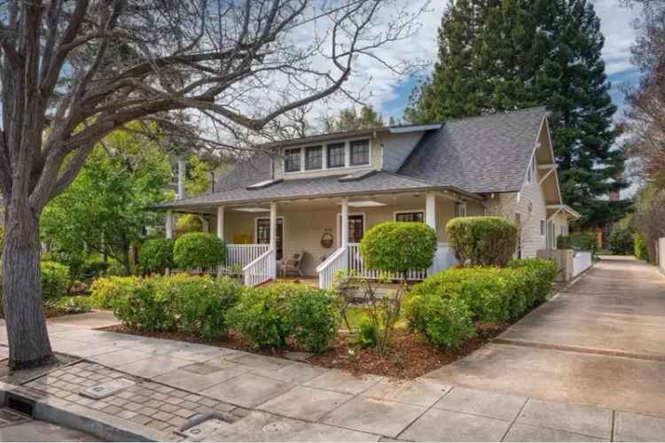 Family Home near Parks and Amenities