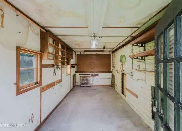 Charming 2-Bedroom Home with Garage and Fenced Yard