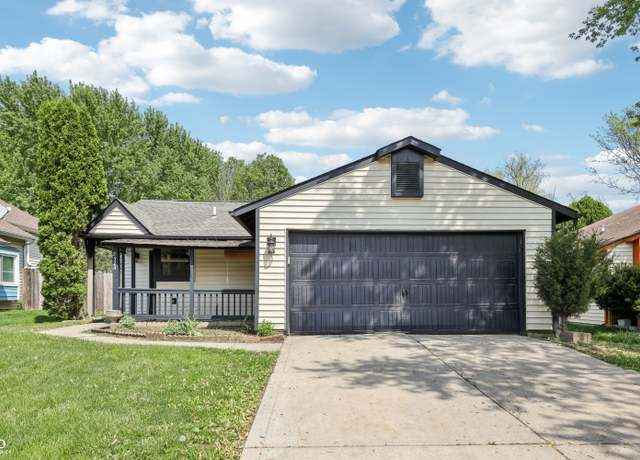 3-4 Bedroom Ranch with Updated Baths and Landscaped Backyard