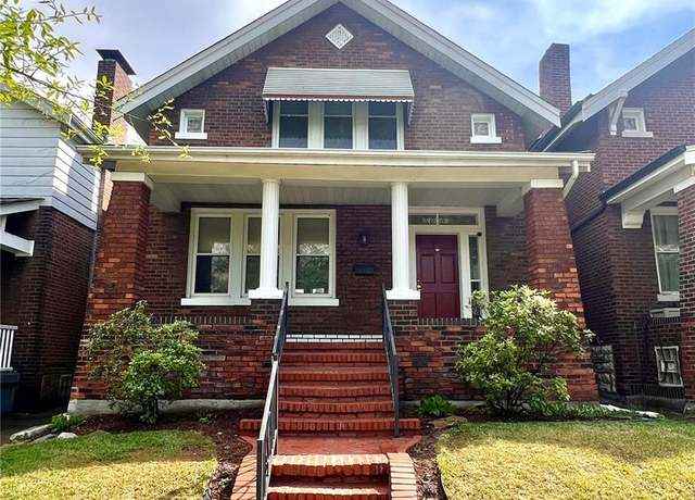 Spacious Southhampton 2-Story Home Near Macklind & Kingshighway