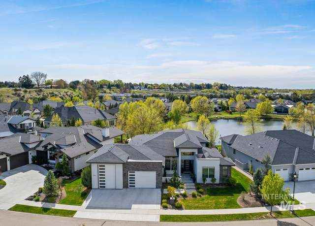 Modern Luxury Waterfront Home in Eagle