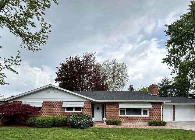 Pristine Charming Home in Coveted Location