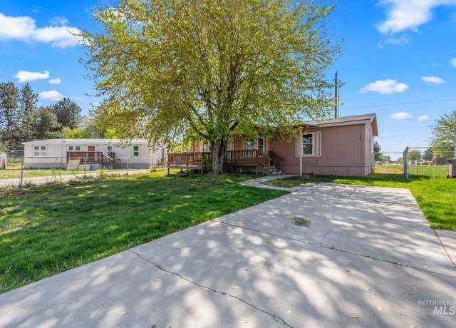 Rustic Acres 3 Bed 2 Bath Manufactured Home