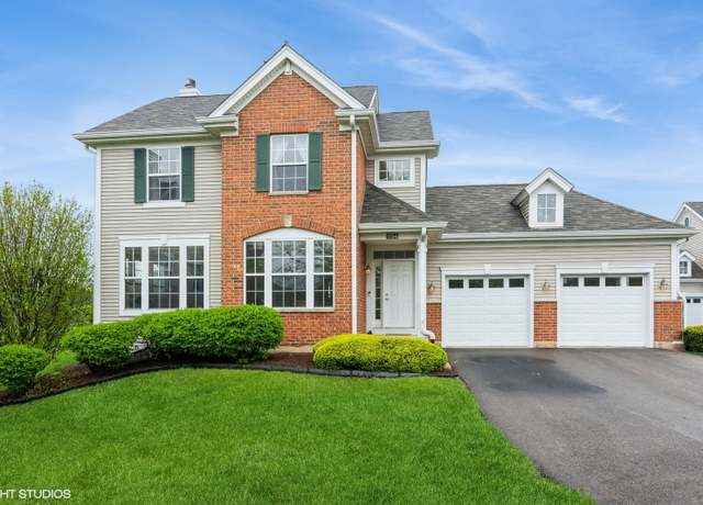Spacious 3-Bed 2.1-Bath End-Unit Townhome with 2-Car Garage and EV Charging