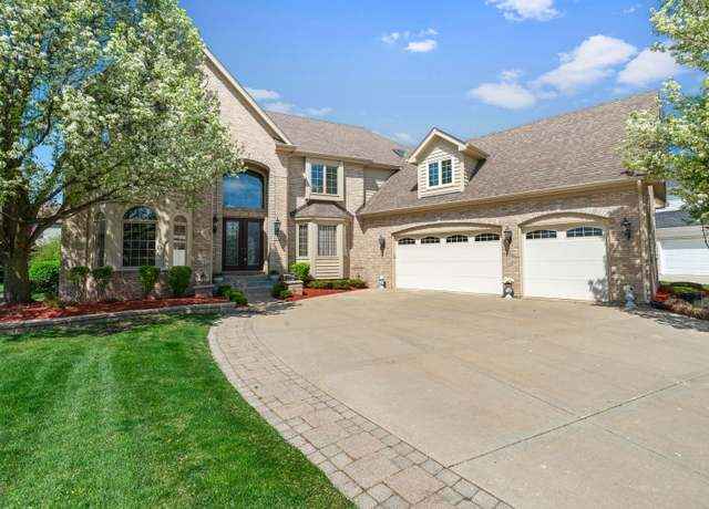 Luxury Naperville Estate in Ashwood Park
