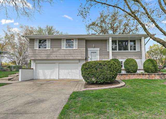 4 Bed 2.1 Bath Raised Ranch in Weathersfield