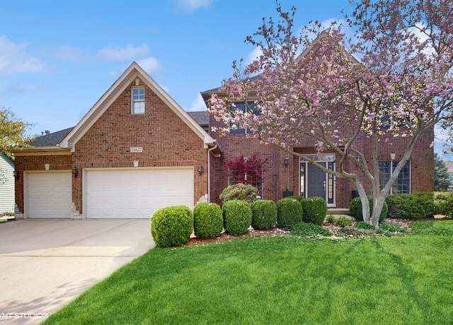 4 Bedroom 3 5 Bath Home in Wallin Woods Updated Kitchen Fireplace