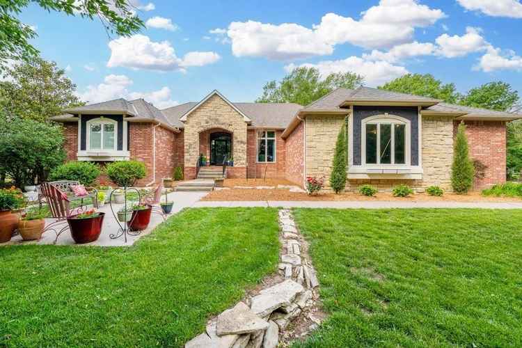 Wellington 4 Bed 4 Bath Home Near Golf Course and Aquatic Center